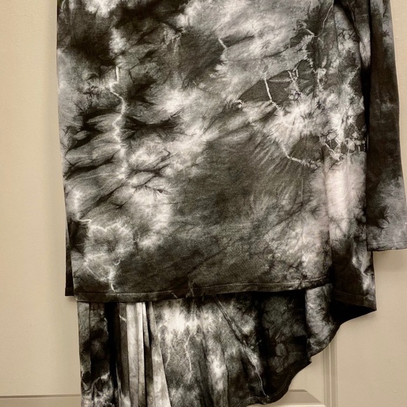 Jala Tie Dye Cardigan in Size Small - Picture 6 of 8